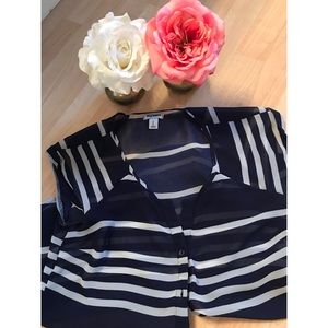 Short sleeve sheer blouse